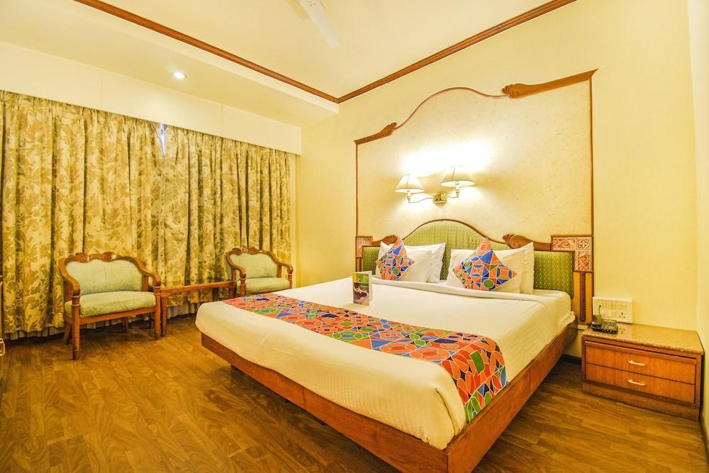 The President Hotel Shivajinagar Púna Kültér fotó