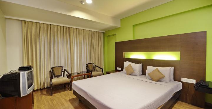 The President Hotel Shivajinagar Púna Kültér fotó