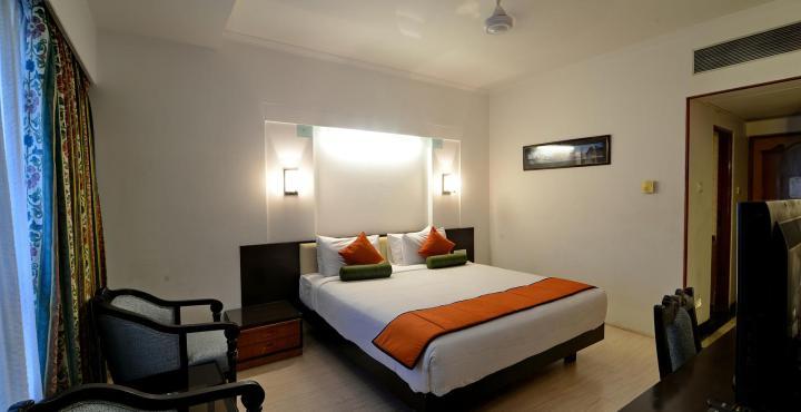The President Hotel Shivajinagar Púna Kültér fotó