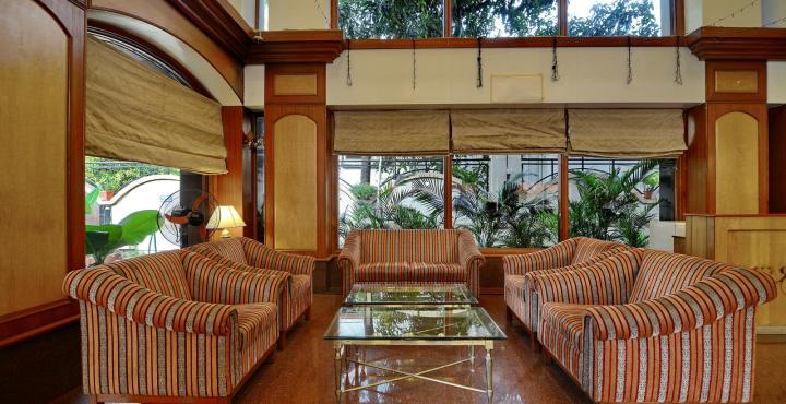 The President Hotel Shivajinagar Púna Kültér fotó