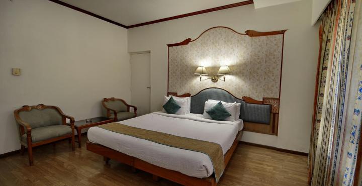 The President Hotel Shivajinagar Púna Kültér fotó