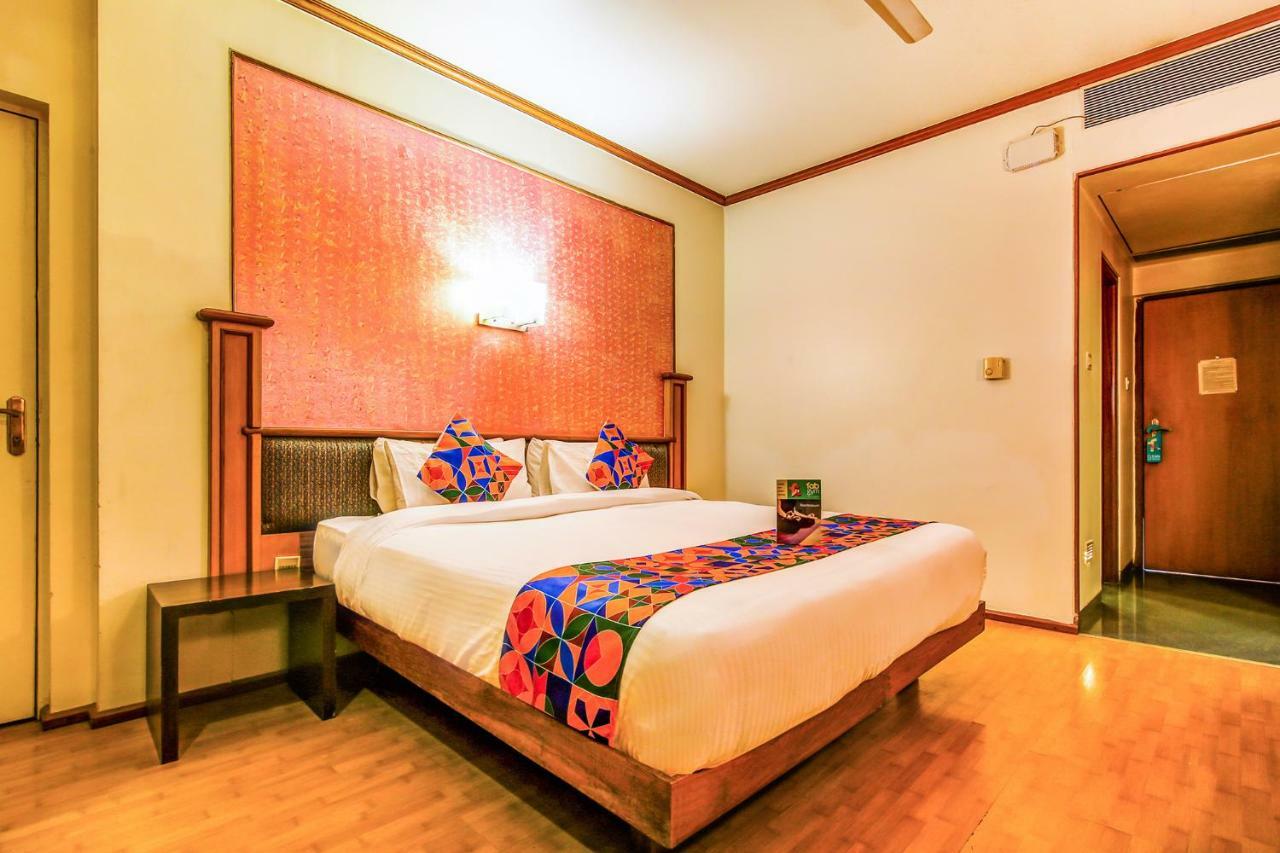The President Hotel Shivajinagar Púna Kültér fotó