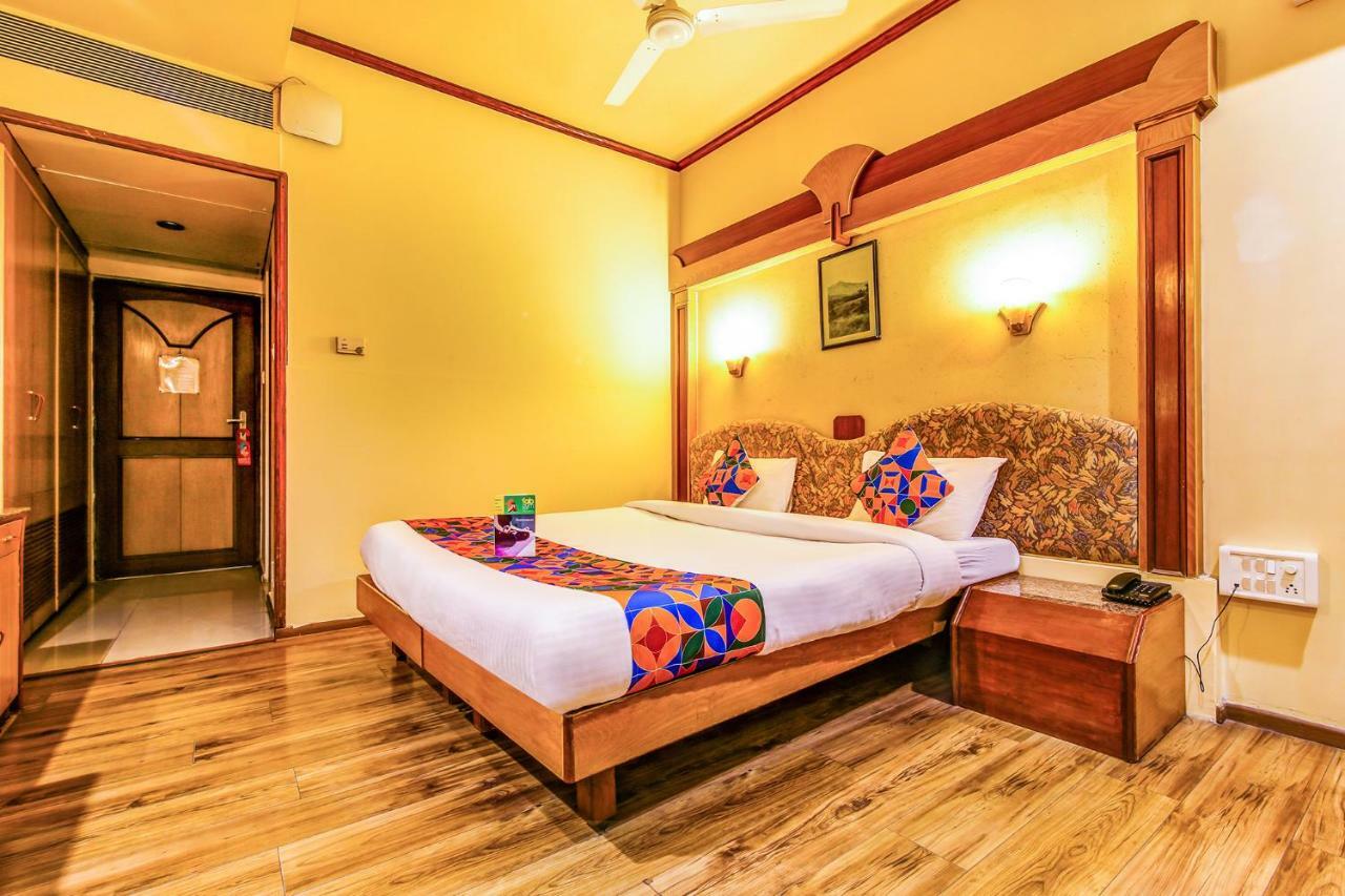 The President Hotel Shivajinagar Púna Kültér fotó
