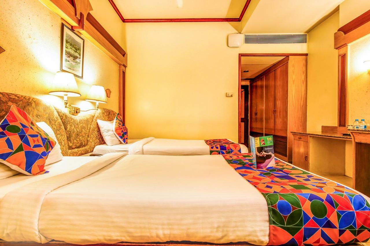 The President Hotel Shivajinagar Púna Kültér fotó